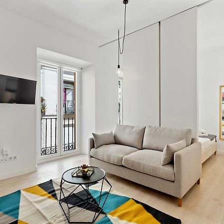 Modern 1 Bedroom Apartment Near Lavapies Madrid Luaran gambar